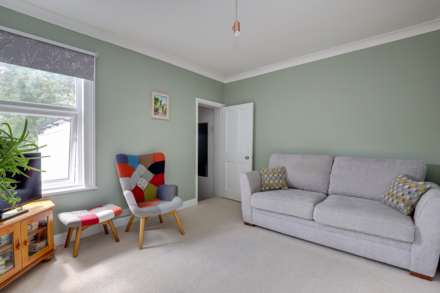 Queens Road, Caversham, Image 16