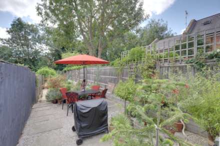 Queens Road, Caversham, Image 2