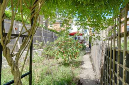 Queens Road, Caversham, Image 22