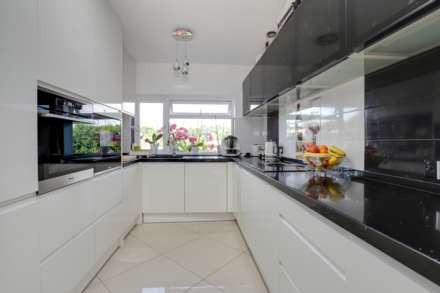 Brill Close, Reading, Image 7