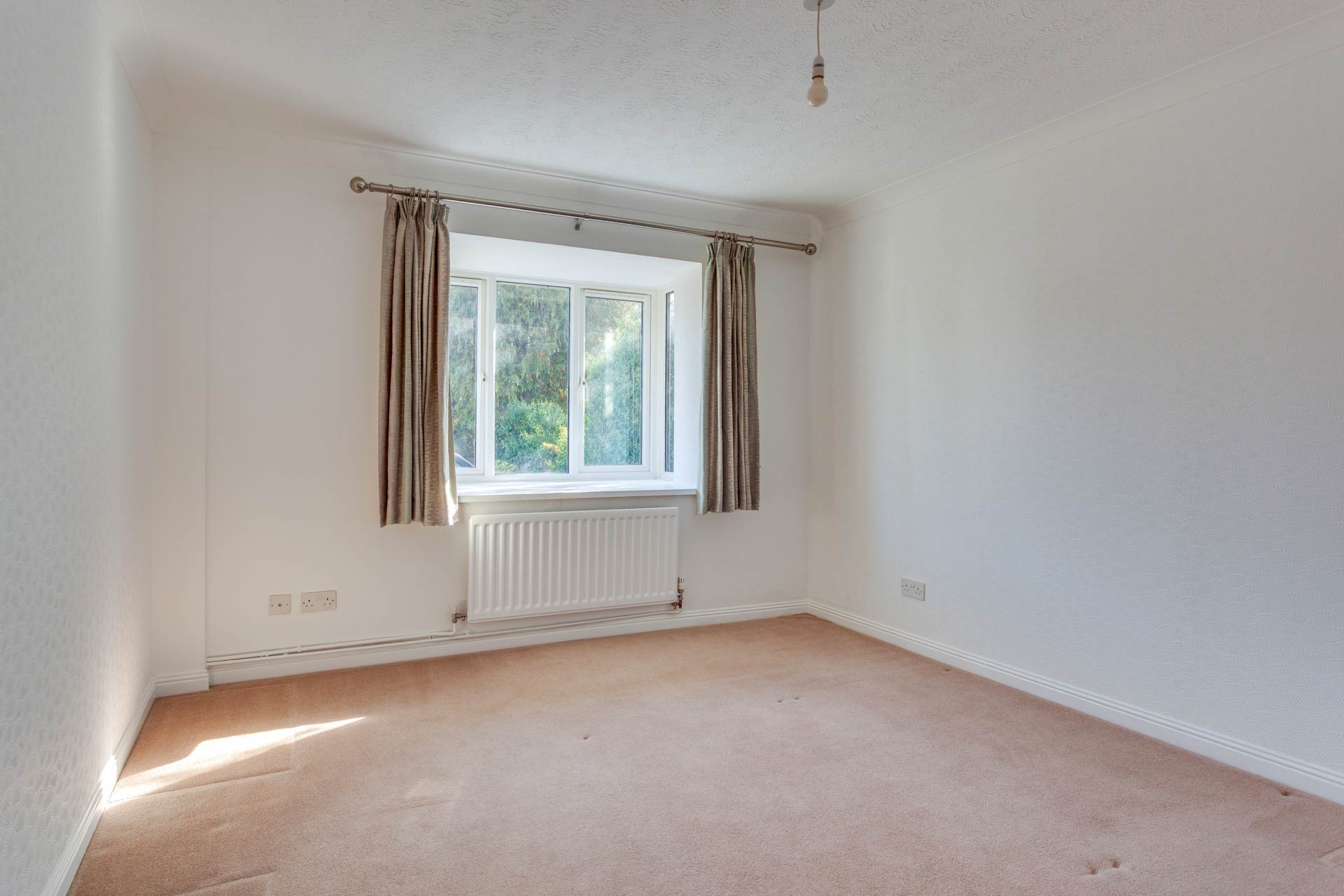 Sedgefield Close, Sonning Common, South Oxfordshire, Image 11