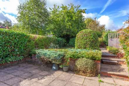 Sedgefield Close, Sonning Common, South Oxfordshire, Image 2