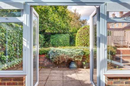 Sedgefield Close, Sonning Common, South Oxfordshire, Image 3