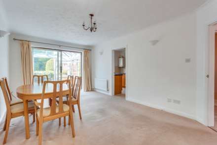 Sedgefield Close, Sonning Common, South Oxfordshire, Image 9