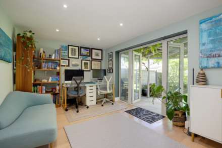 Piggotts Road, Caversham, Image 4