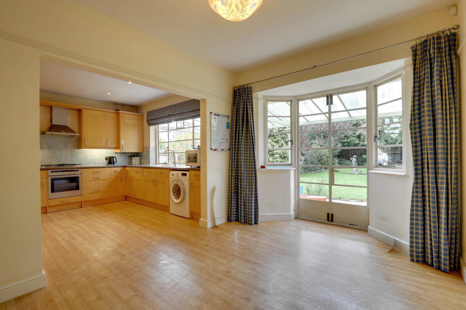 Kidmore End Road, Emmer Green, Reading, Image 5