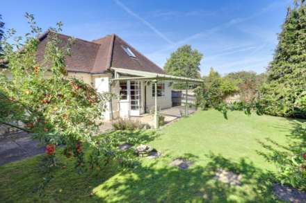 Kidmore End Road, Emmer Green, Reading, Image 22