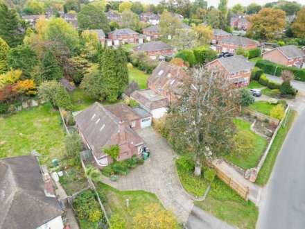 Kidmore End Road, Emmer Green, Reading, Image 27