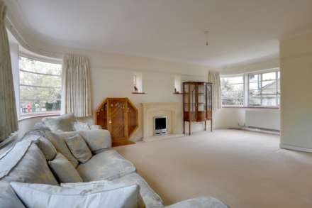 Kidmore End Road, Emmer Green, Reading, Image 6