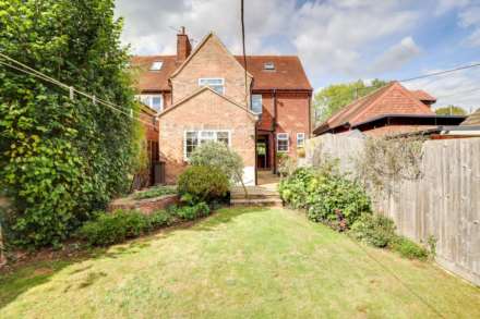 Chiltern Bank, Peppard Common, Henley-on-Thames, South Oxfordshire, Image 5