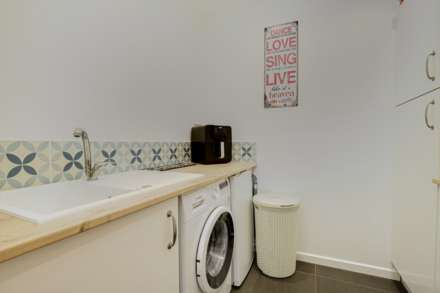 Fernbrook Road, Caversham Heights, Reading, Image 21