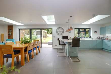 Fernbrook Road, Caversham Heights, Reading, Image 4
