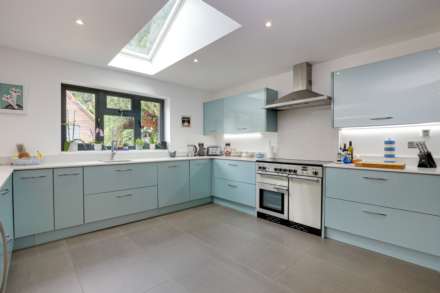 Fernbrook Road, Caversham Heights, Reading, Image 7