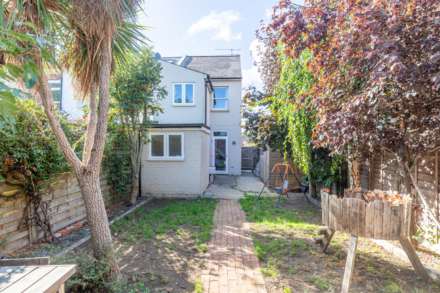 Champion Road, Caversham, Image 19