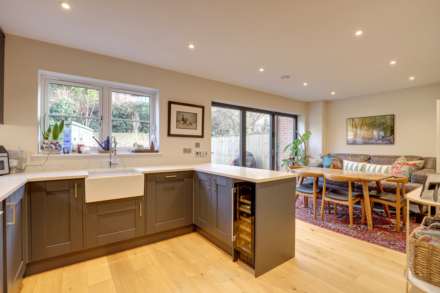 Shiplake Bottom, Peppard Common, Henley-on-Thames, South Oxfordshire, Image 2