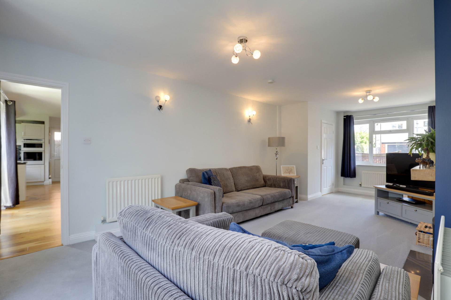 Ilkley Road, Reading, Image 10