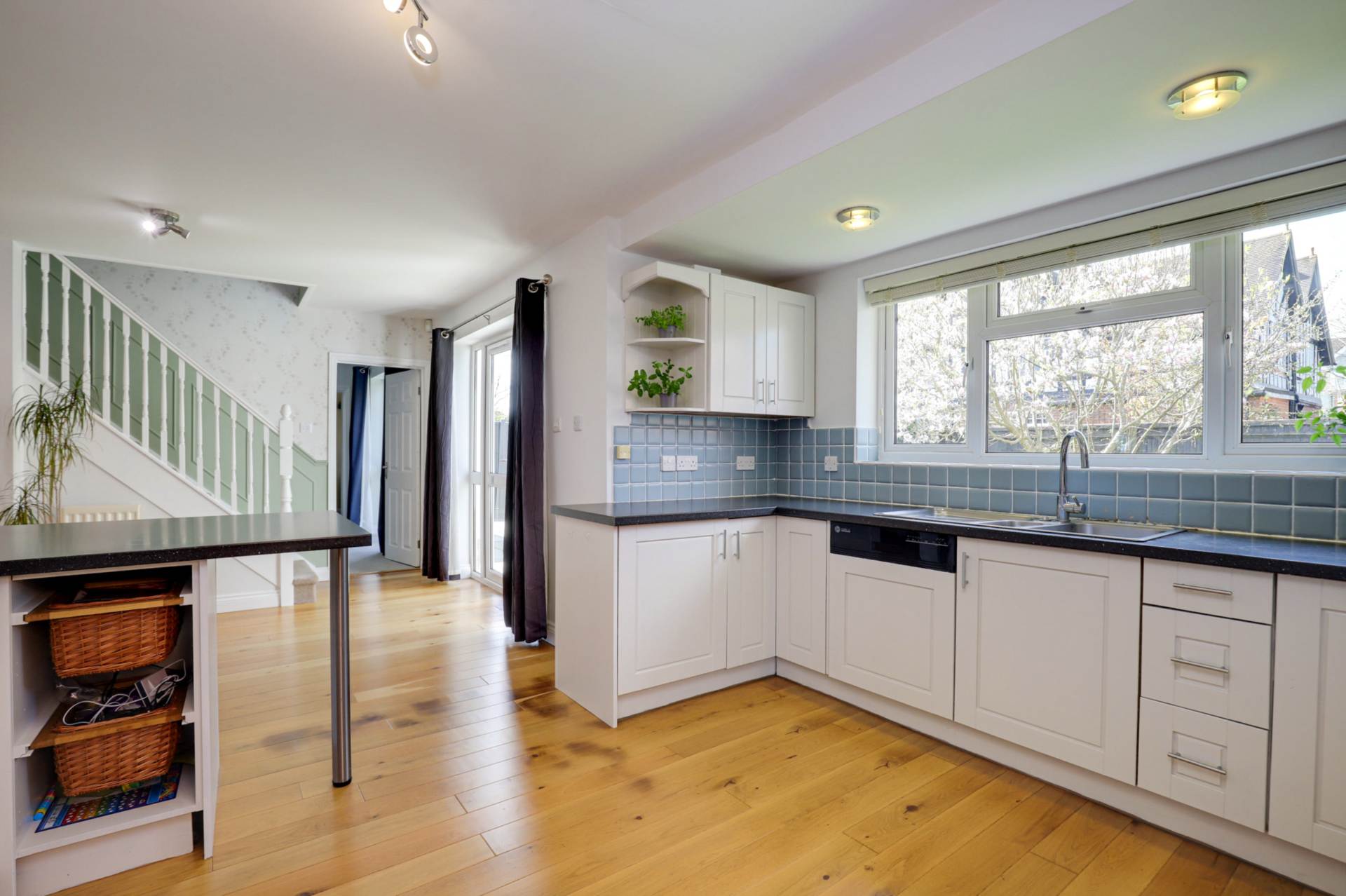 Ilkley Road, Reading, Image 15