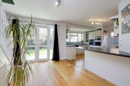 Ilkley Road, Reading, Image 17