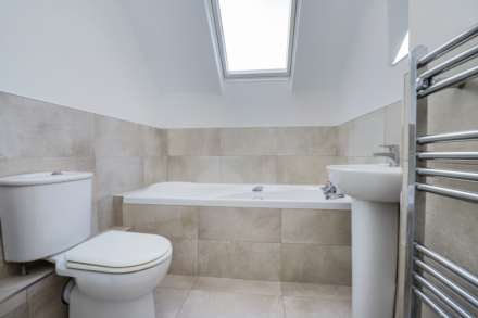 Ilkley Road, Reading, Image 28