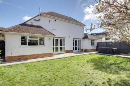 Ilkley Road, Reading, Image 32