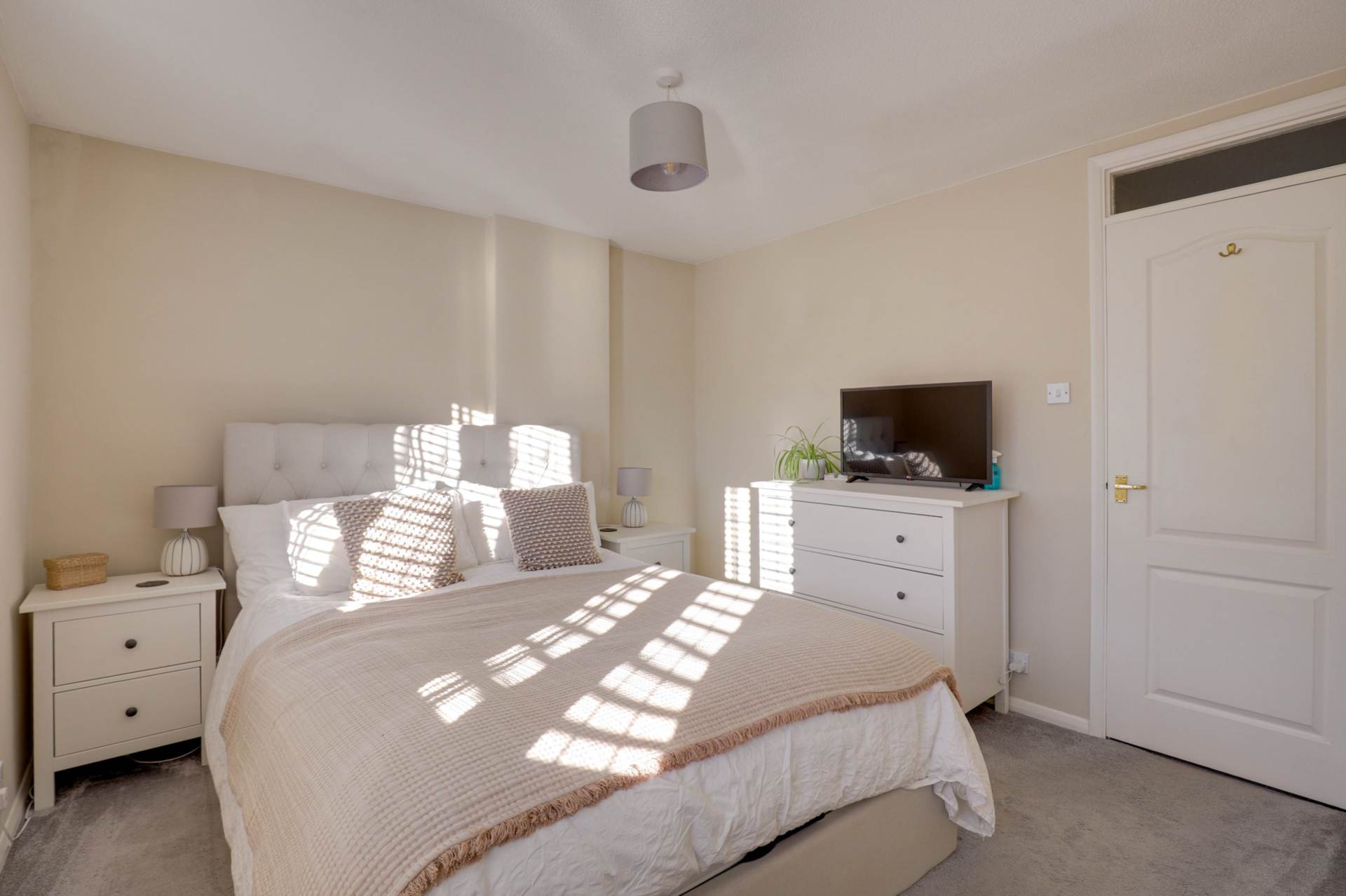 Orchard Grove, Caversham, Image 18