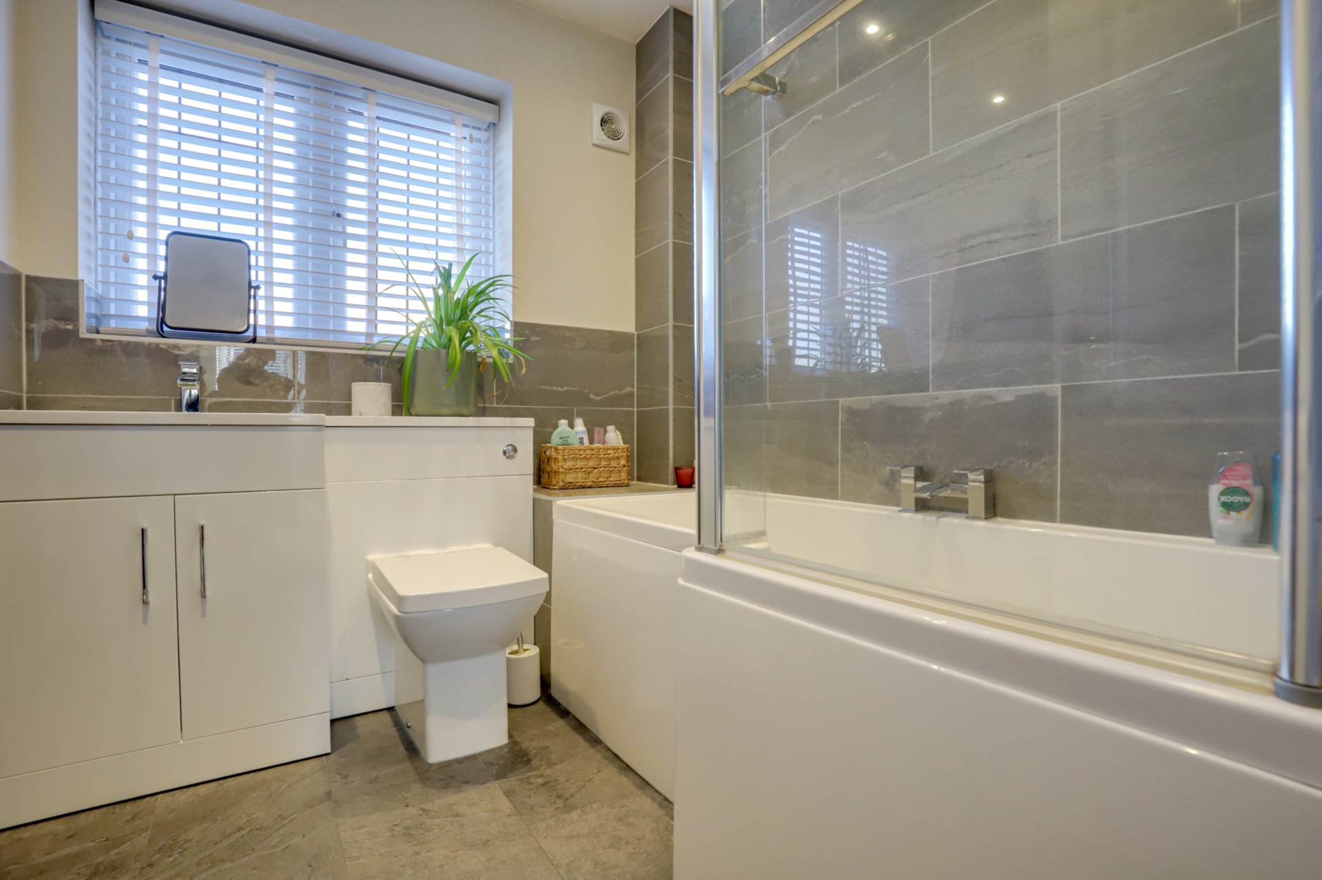 Orchard Grove, Caversham, Image 21