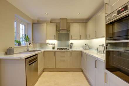 Orchard Grove, Caversham, Image 13