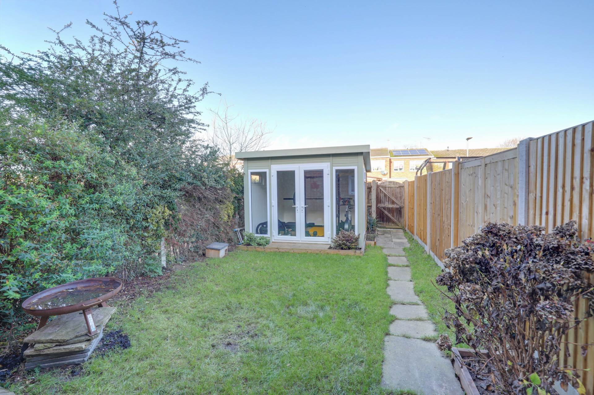 Alston Walk, Caversham, Image 2