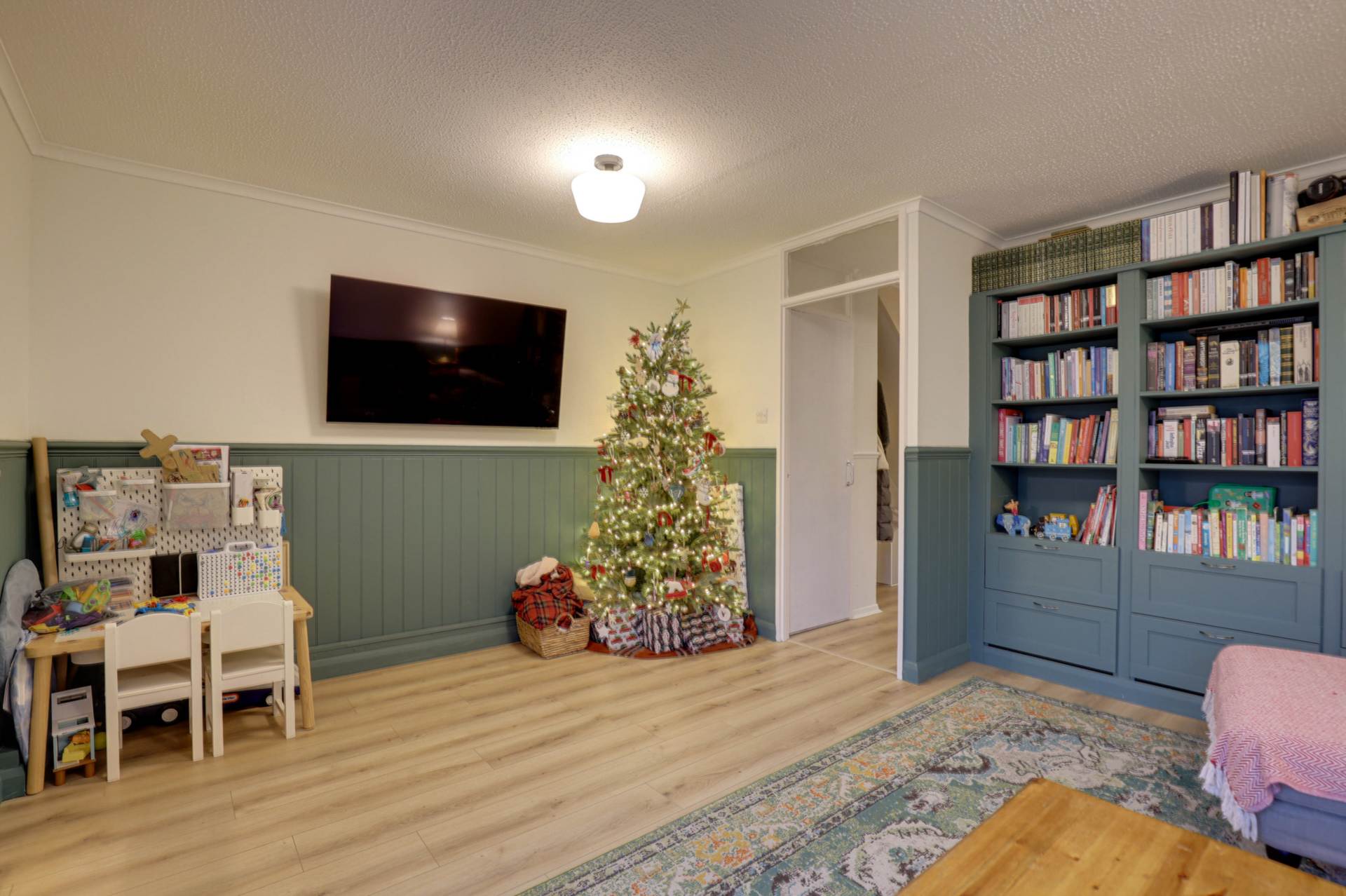 Alston Walk, Caversham, Image 6