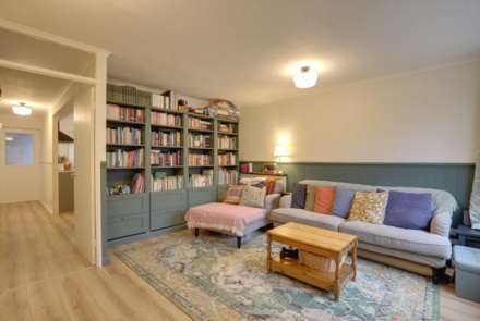 Alston Walk, Caversham, Image 11