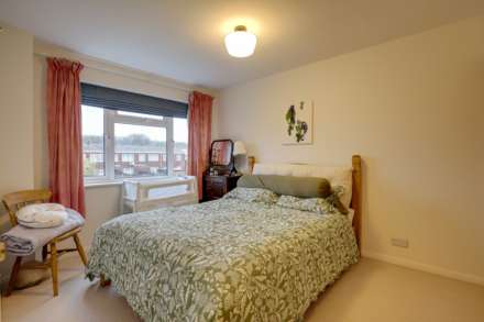 Alston Walk, Caversham, Image 7