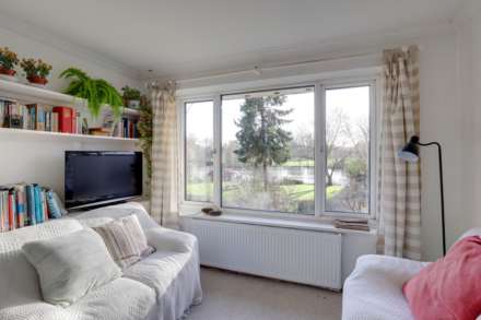 Mill Green, Caversham, Image 6