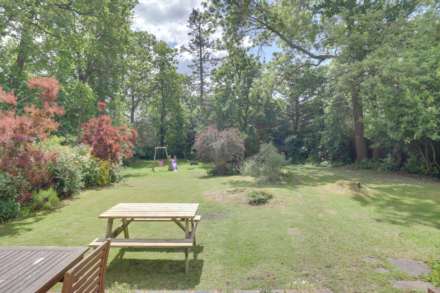 Burnham Rise, Emmer Green, Image 15