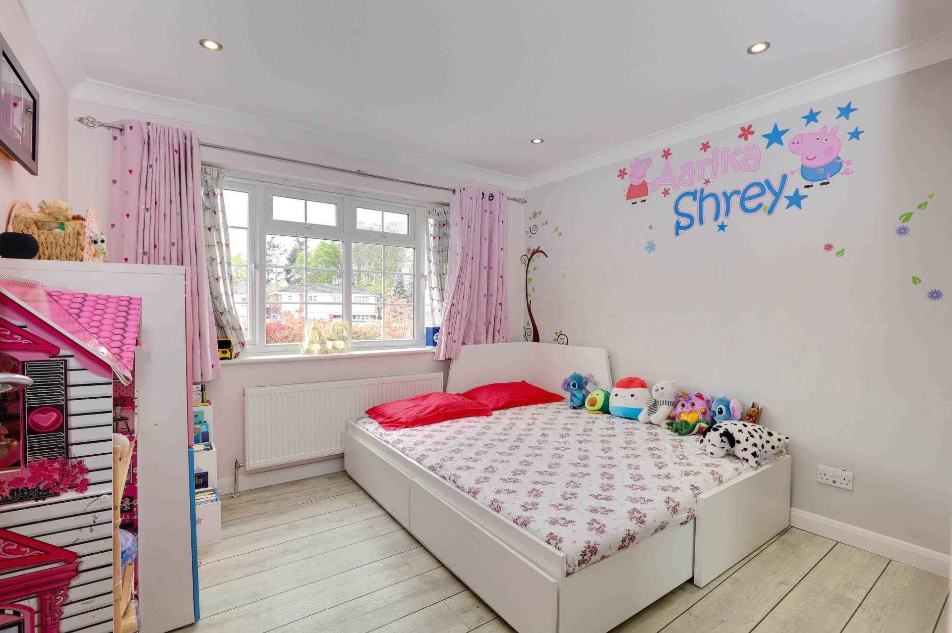 Conisboro Avenue, Caversham Heights, Image 18