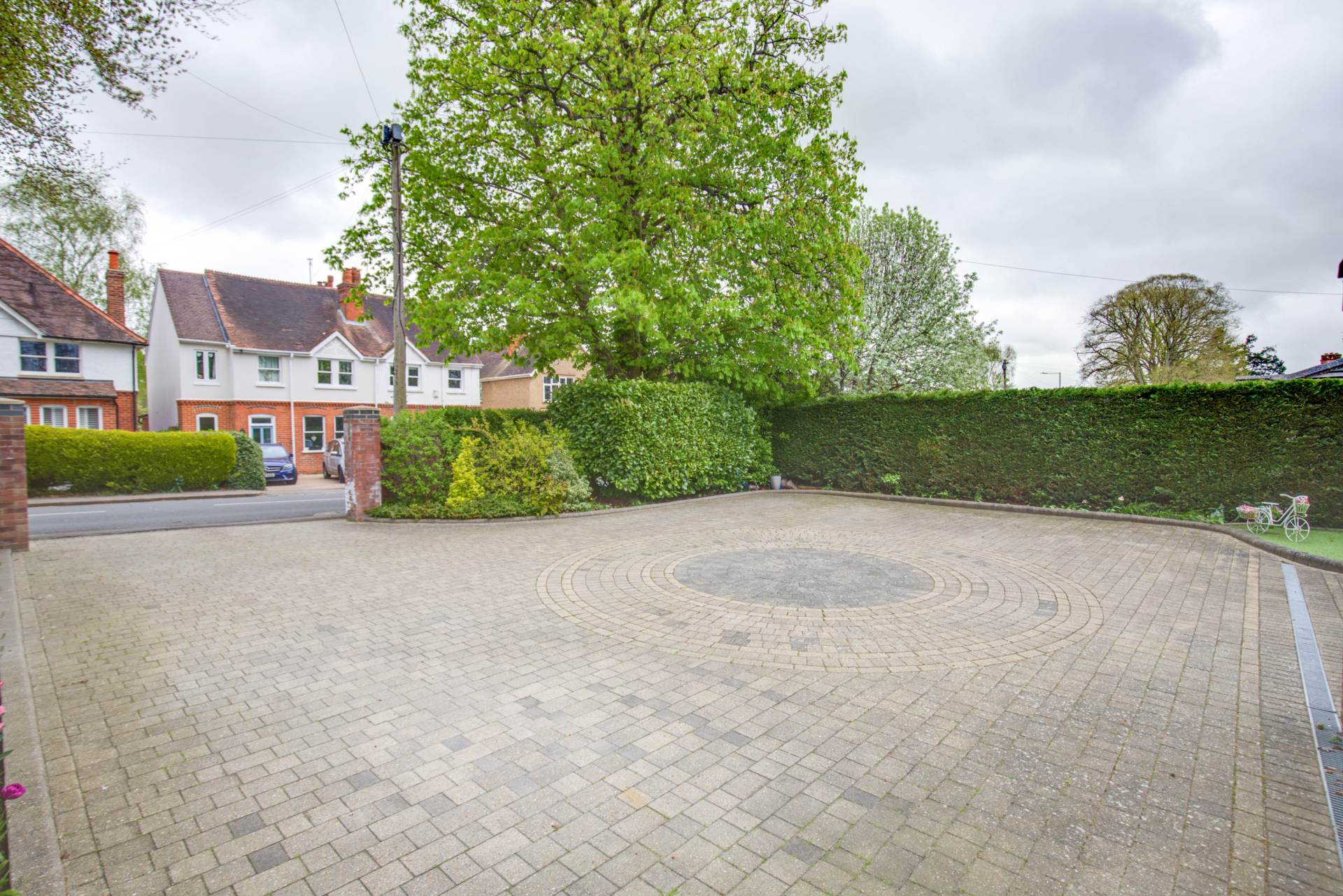 Conisboro Avenue, Caversham Heights, Image 23