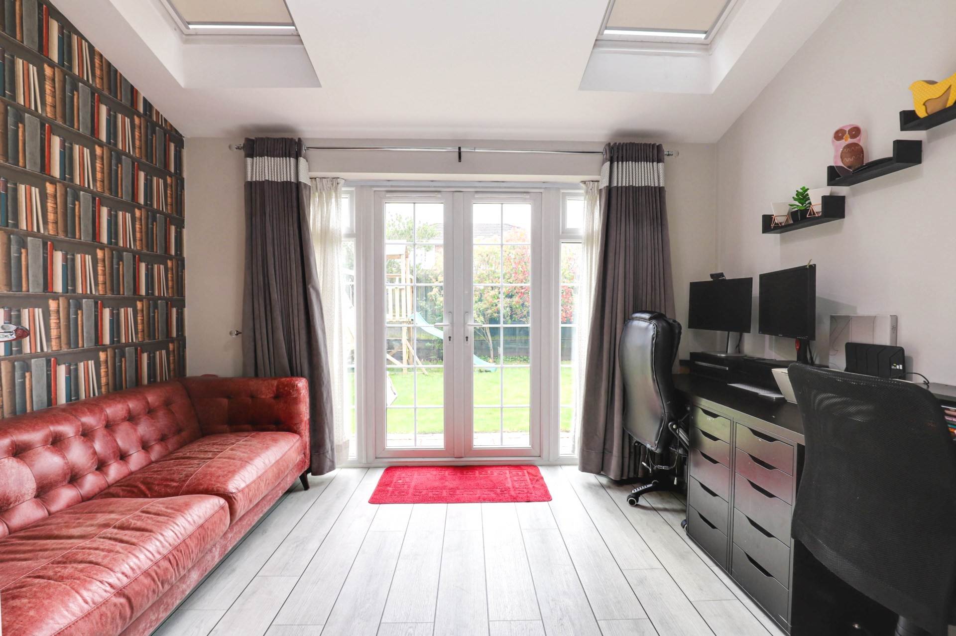 Conisboro Avenue, Caversham Heights, Image 4