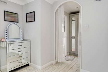 Conisboro Avenue, Caversham Heights, Image 15