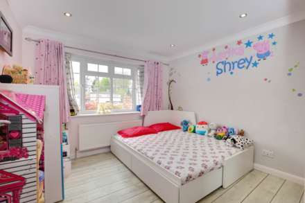 Conisboro Avenue, Caversham Heights, Image 18