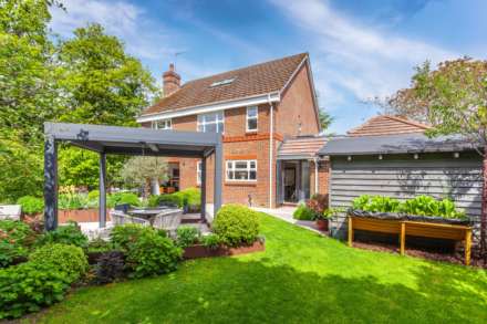 Tredegar Road, Emmer Green, Image 5