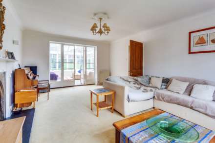 Grosvenor Road, Caversham, Image 3