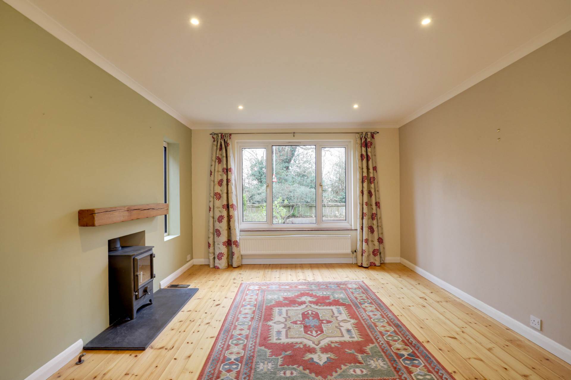 Surley Row, Emmer Green, Image 15