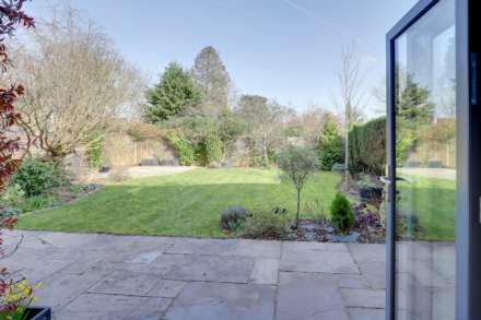 Surley Row, Emmer Green, Image 16