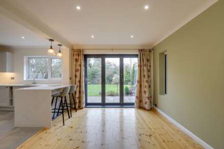 Surley Row, Emmer Green, Image 7