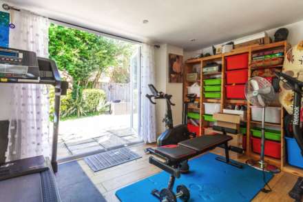 Kidmore Road, Caversham Heights, Image 12