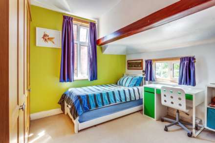 Kidmore Road, Caversham Heights, Image 24