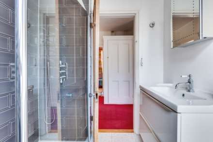 Kidmore Road, Caversham Heights, Image 26