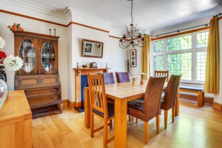 Kidmore Road, Caversham Heights, Image 5