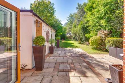 Kidmore Road, Caversham Heights, Image 8