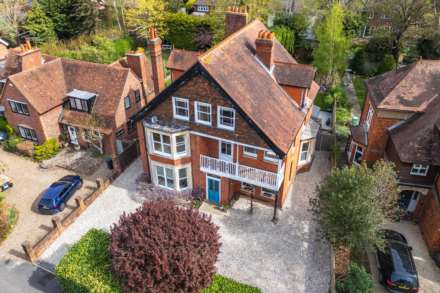7 Bedroom Detached, St Peters Avenue, Caversham Heights