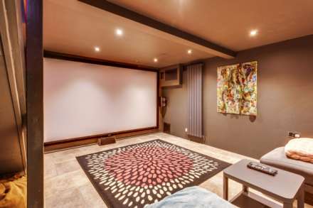 St Peters Avenue, Caversham Heights, Image 25